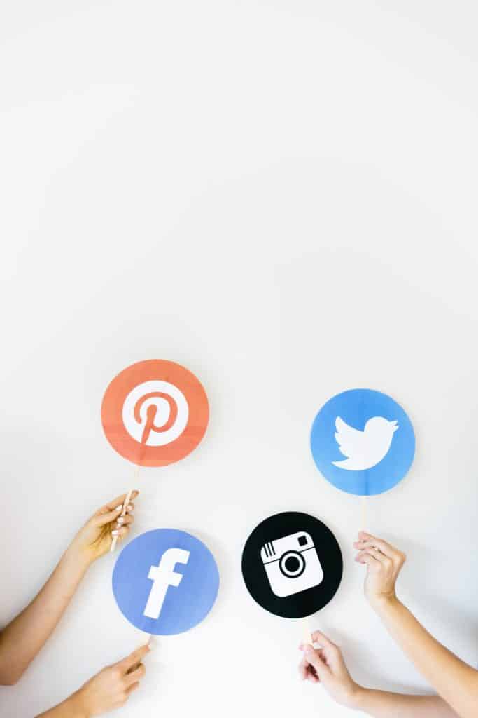 Facebook and Twitter Shift to News Networks to Monetize social crew 683x1024 - Facebook and Twitter Shift to News Networks to Monetize
