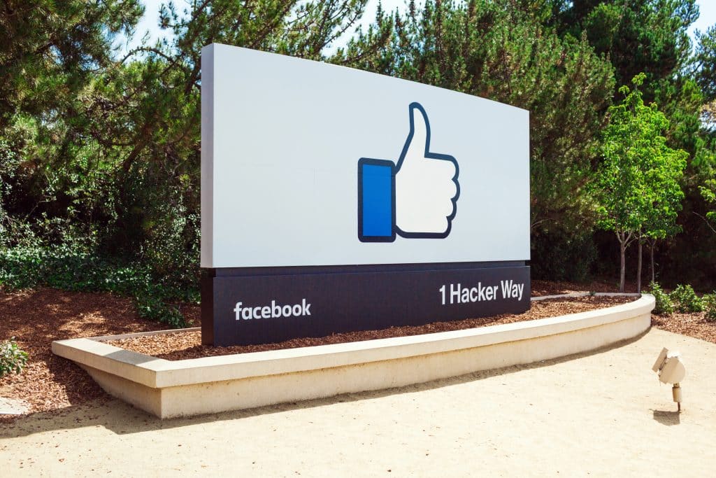 Workplace Poised to Challenge IBM, Jive, Microsoft, & Slack fbwm cw 07 1024x683 - Workplace Poised to Challenge IBM, Jive, Microsoft, & Slack