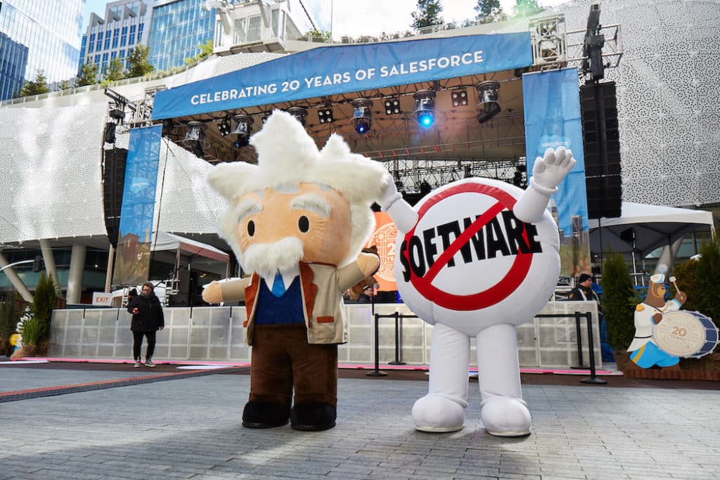salesforce acquires looker salesforce looker