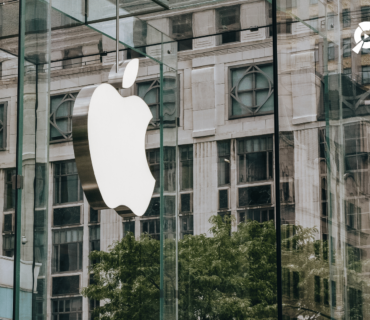 Apple's Vision for Wearable AI: Smart Glasses to Challenge the Status Quo